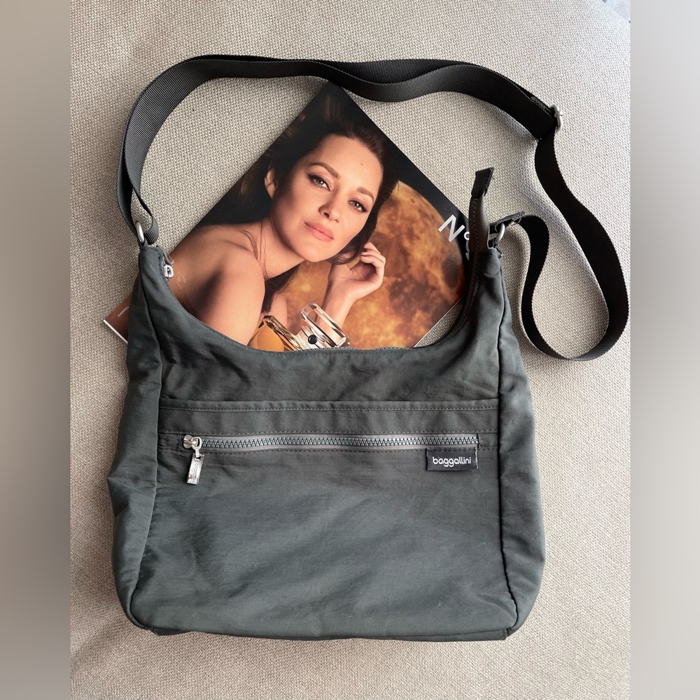 Baggallini Vislon Sidekick Hobo Bag In Gray Size 10.5 x 9.5